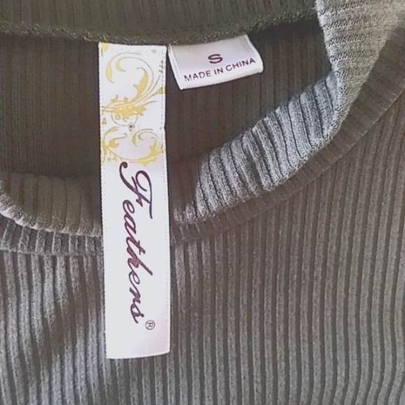 Feathers Army Green Dress - Picture 4 of 5